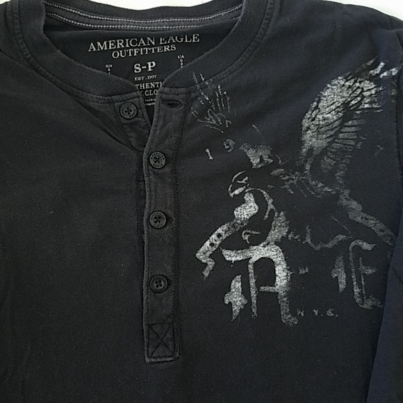 ⚡️3 for $20 American Eagle Long Sleeve - Picture 2 of 3
